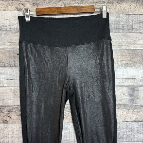 Assets By Spanx Leggings Women Large Faux Leather Black Pants Pull On Slimming - Picture 3 of 8